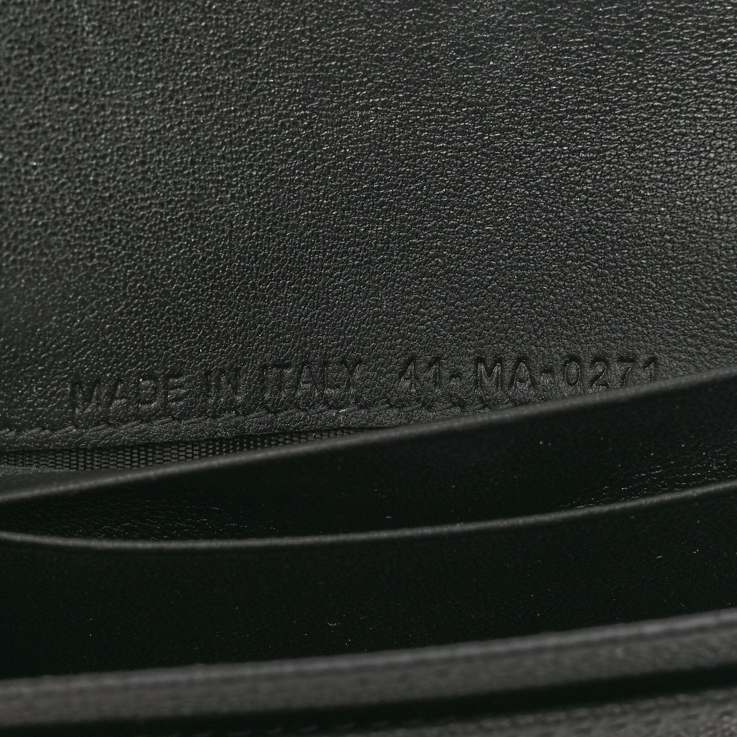 Grained Calfskin Saddle Card Holder Black