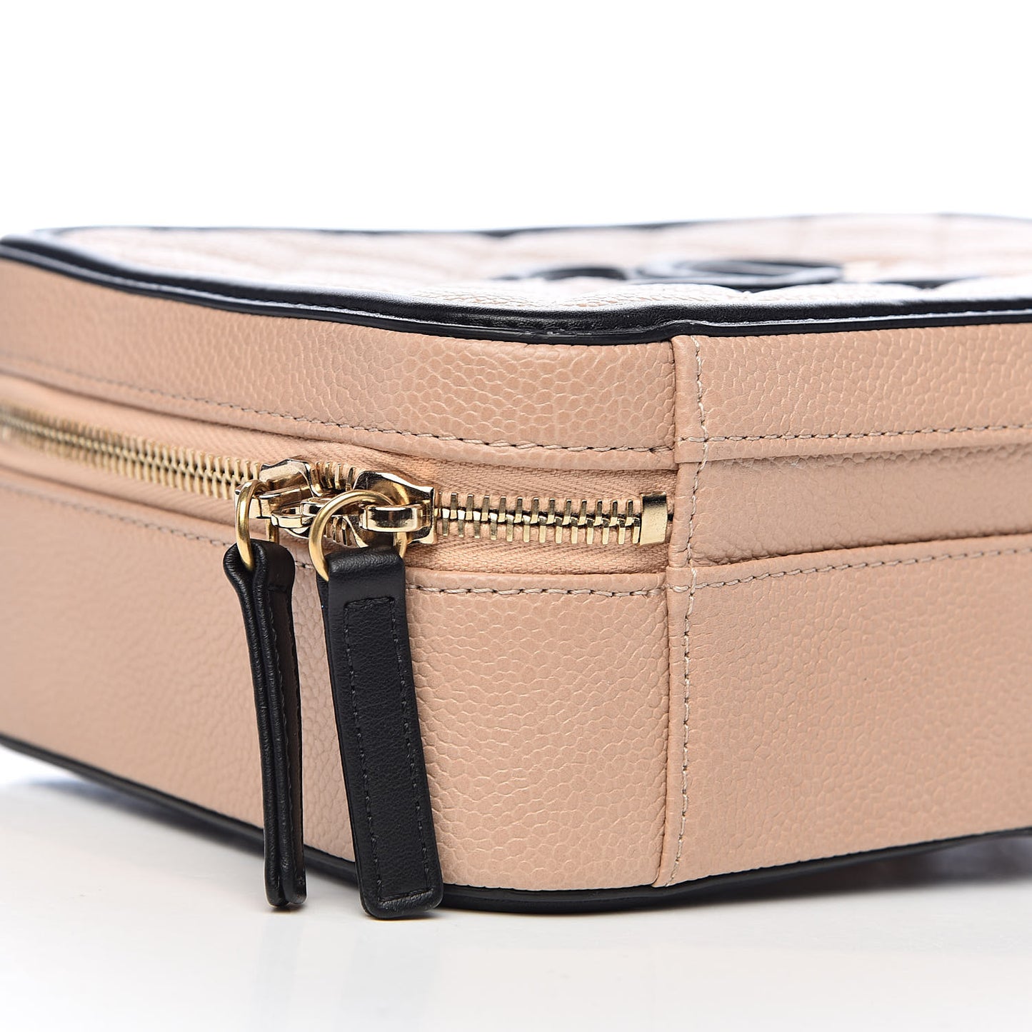 Caviar Quilted Medium CC Filigree Vanity Case Beige Black