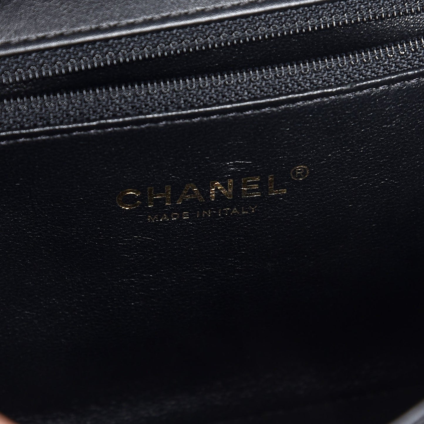 Caviar Quilted Medium CC Filigree Flap Black