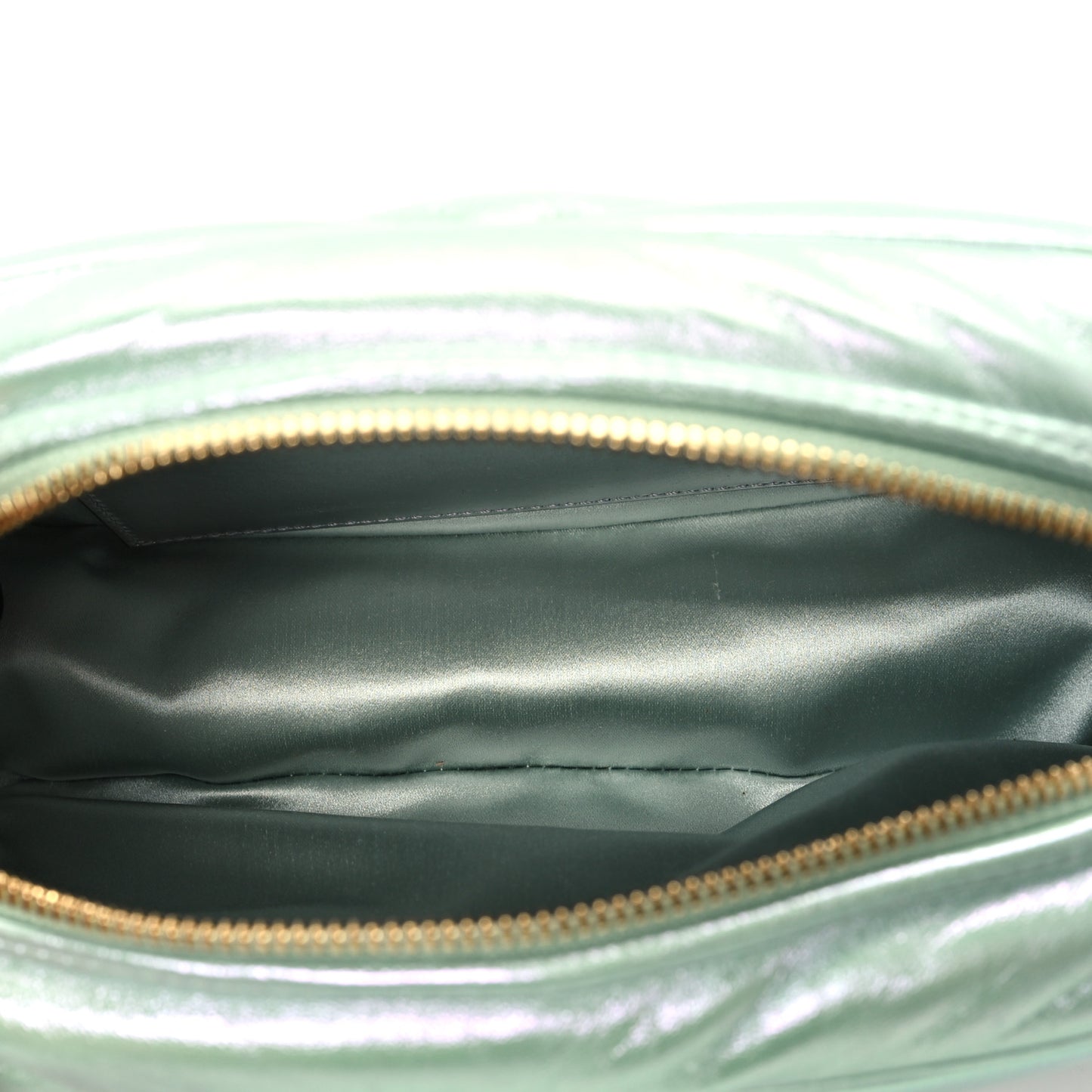 Iridescent Nappa Chevron Matelasse Small GG Marmont Chain Shoulder Bag Iridescent Salvy Green