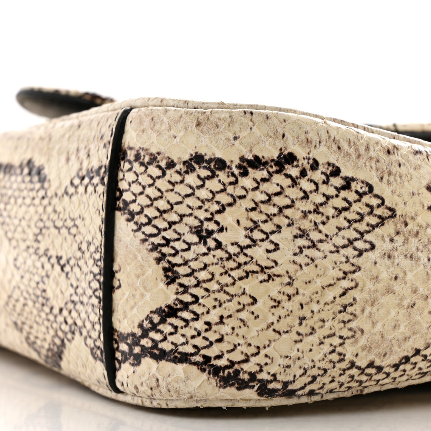 Snakeskin Matelasse Aria Small GG Marmont Shoulder Bag Roccia