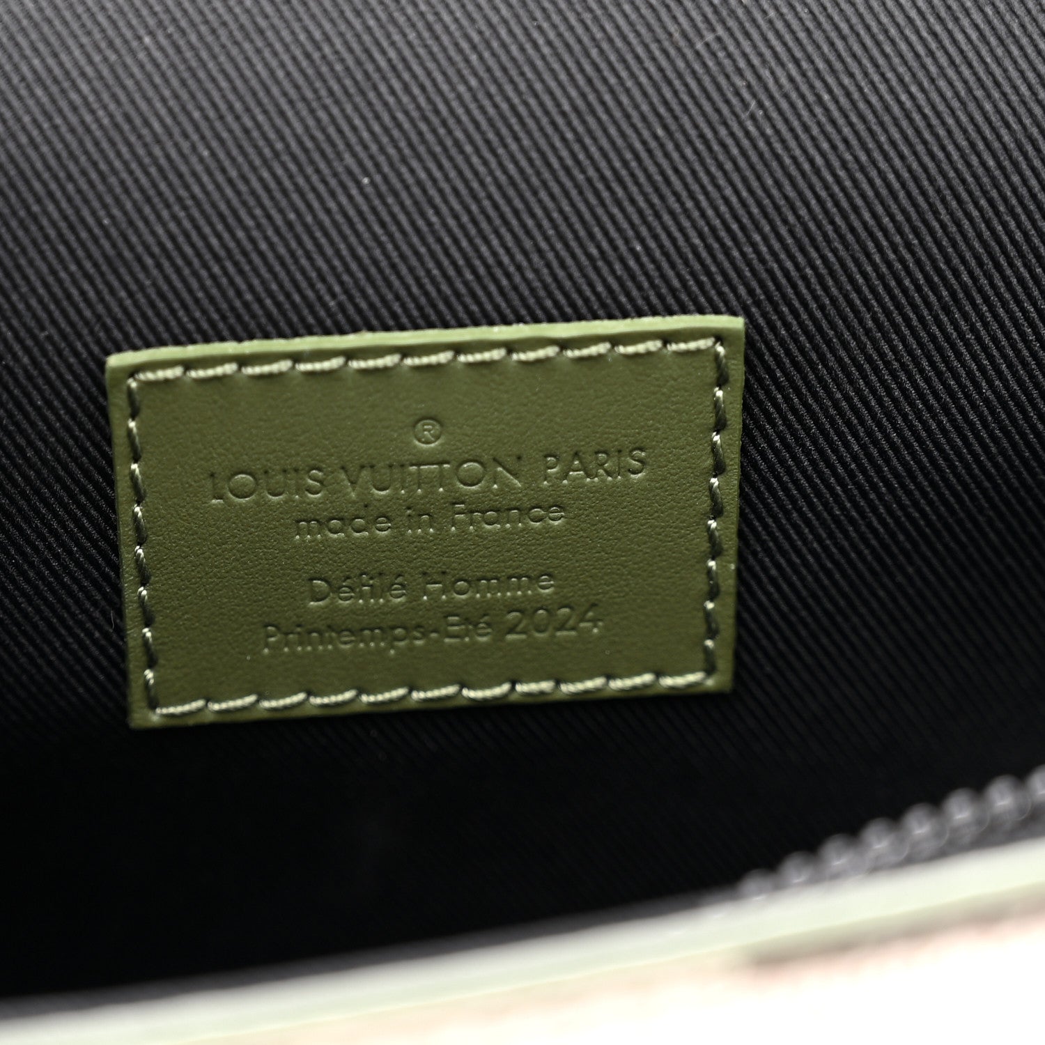 Louis Vuitton Damoflage Steamer Wearable Wallet Green 6 of 9