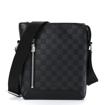 Louis Vuitton Damier Infini Discovery Messenger BB Onyx 1 of 9