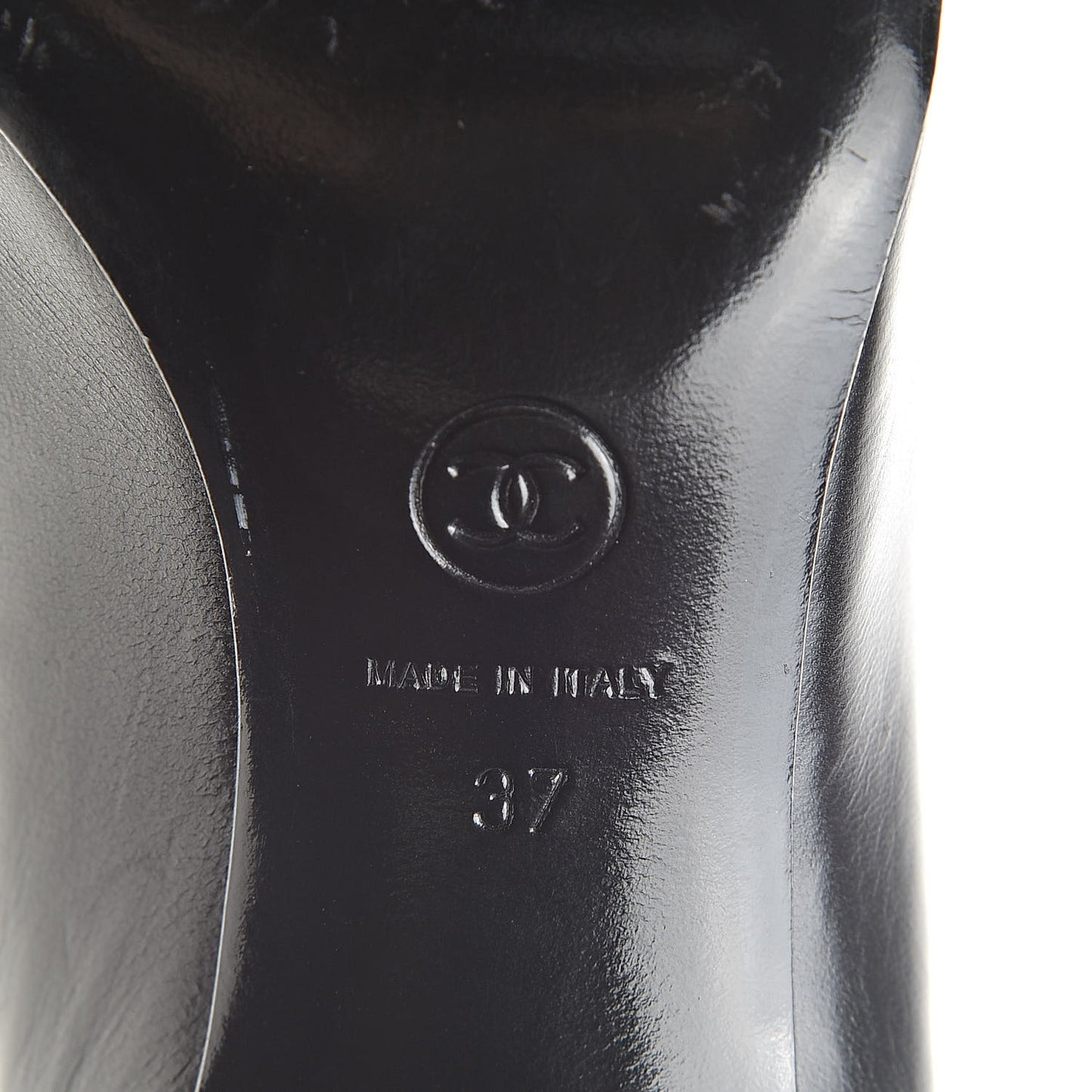 Lambskin CC Cap Toe Pumps 37 Black White