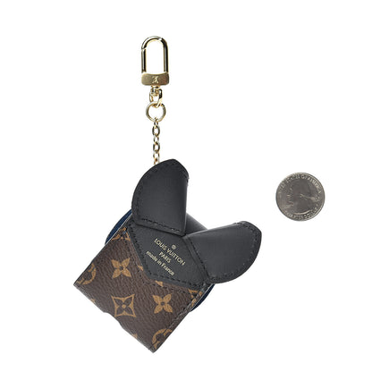 Louis Vuitton Monogram Cat Earphones Case Black 2 of 4