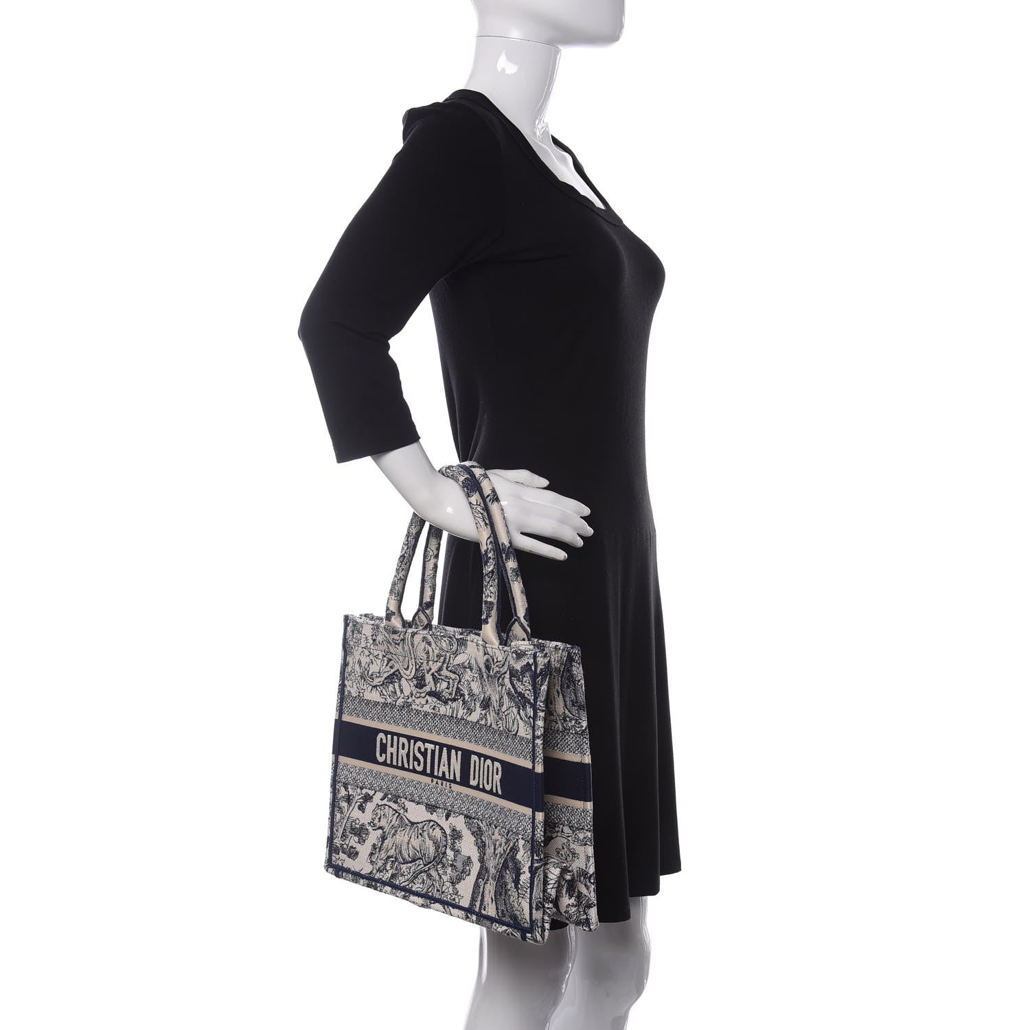Christian Dior Canvas Embroidered Medium Dioriviera Toile De Jouy Book Tote Blue 2 of 11