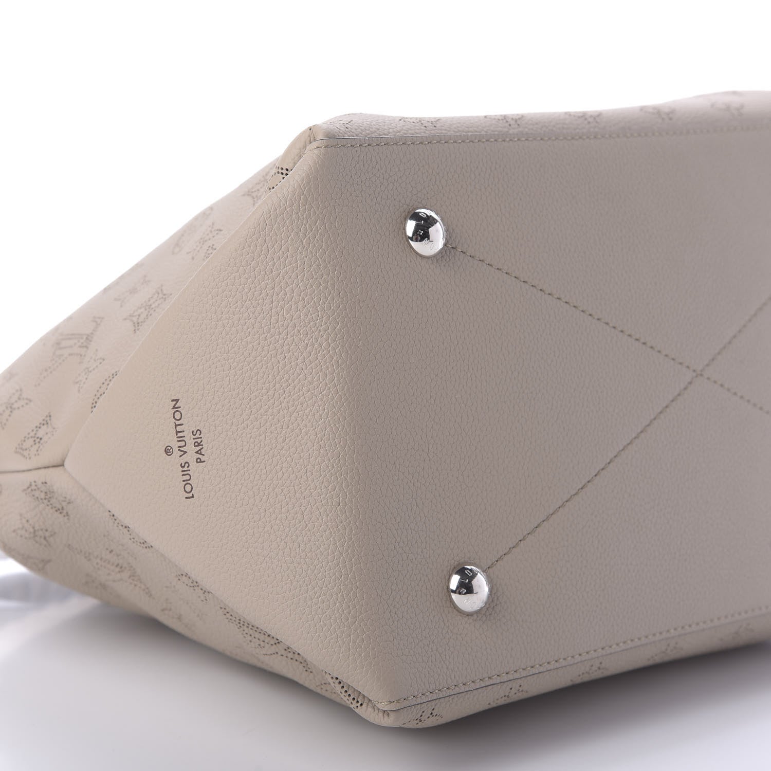 Louis Vuitton Mahina Beaubourg Hobo MM Galet 6 of 9