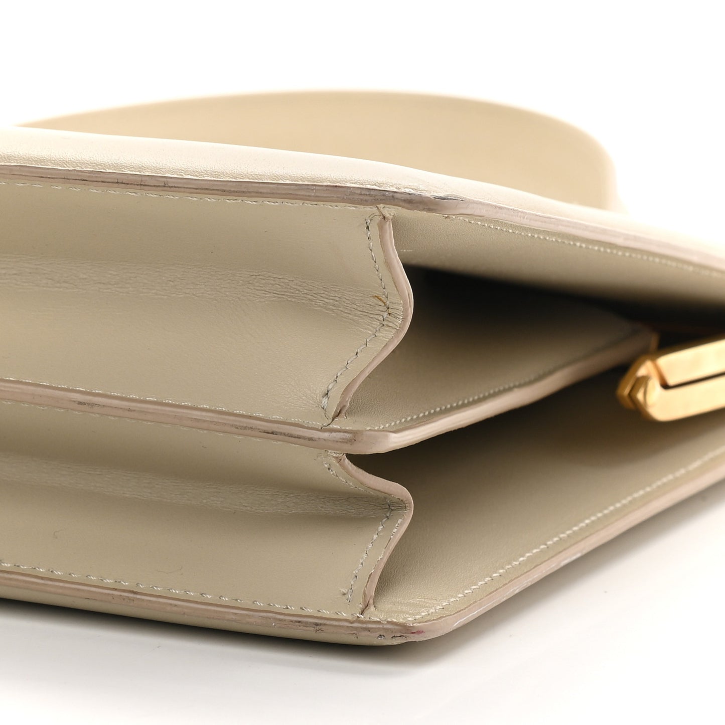 Box Calfskin Medium Clasp Bag Powder