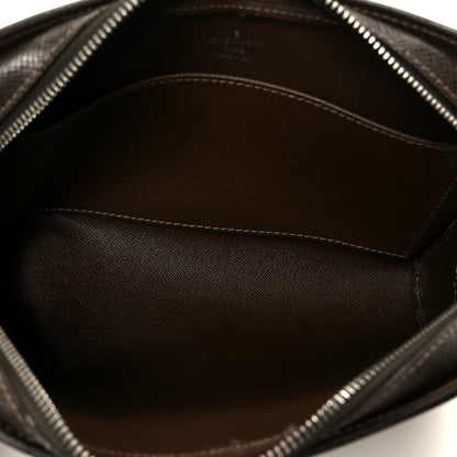 Louis Vuitton Taiga Baikal Pochette Grizzli 5 of 8
