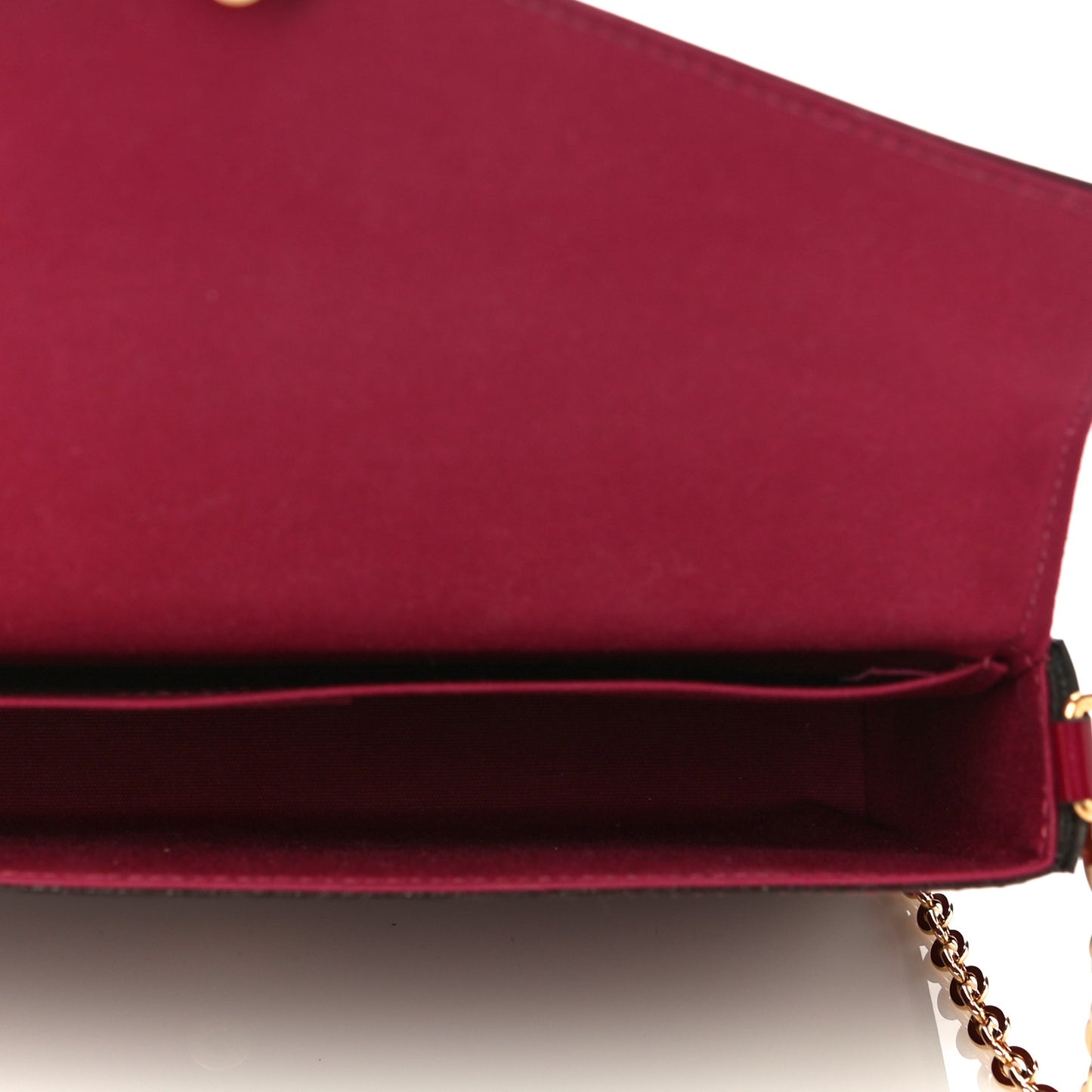 Vernis Felicie Chain Wallet Magenta