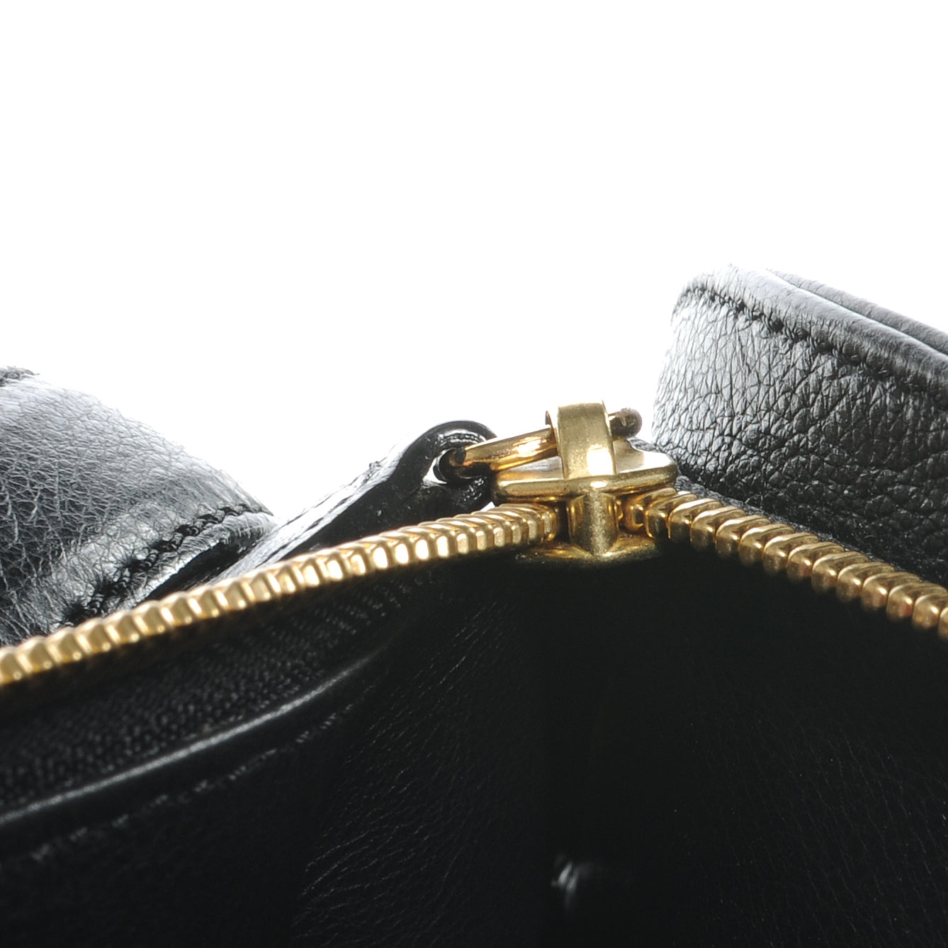 Leather Cary Shoulder Bag Black