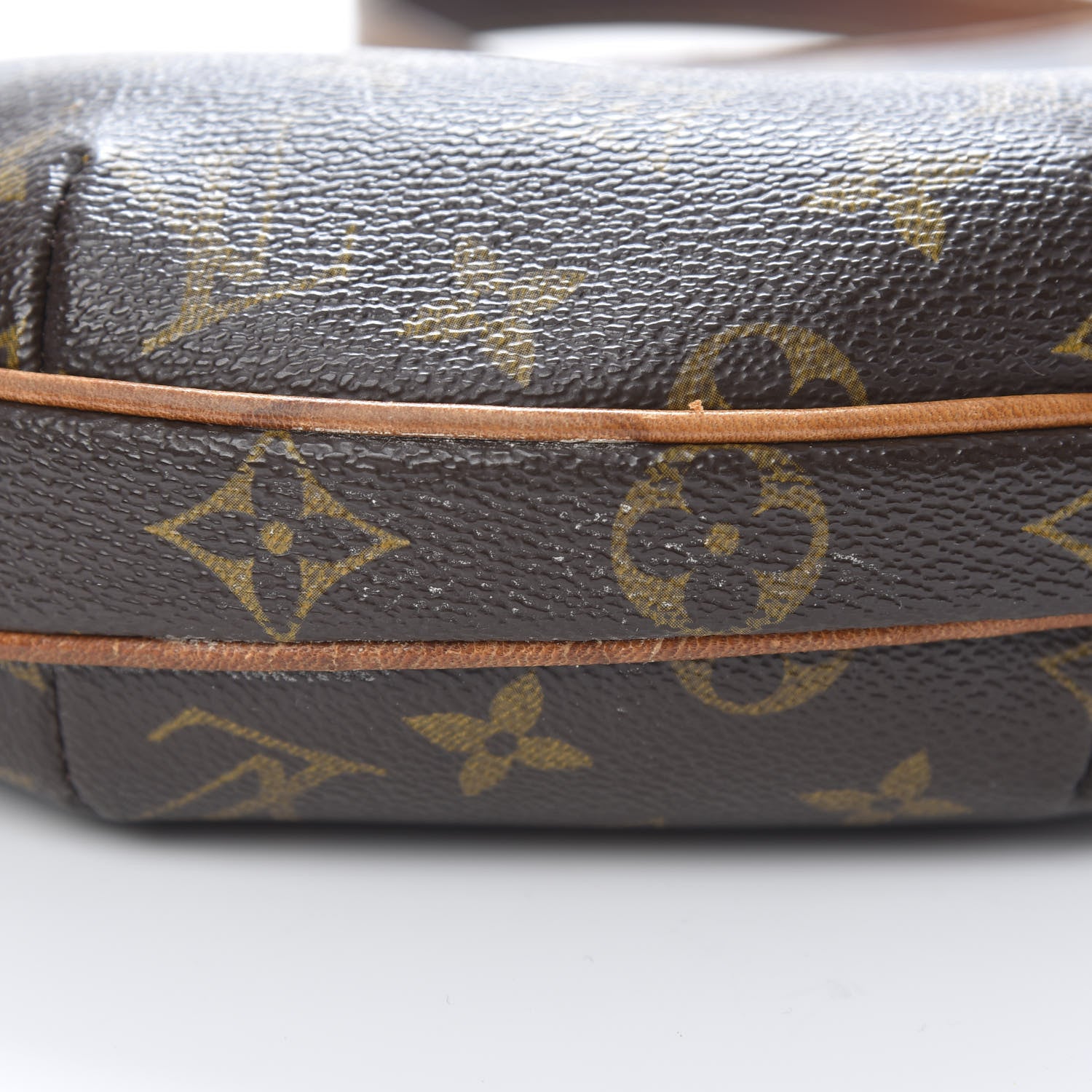 Louis Vuitton Monogram Croissant PM 15 of 17
