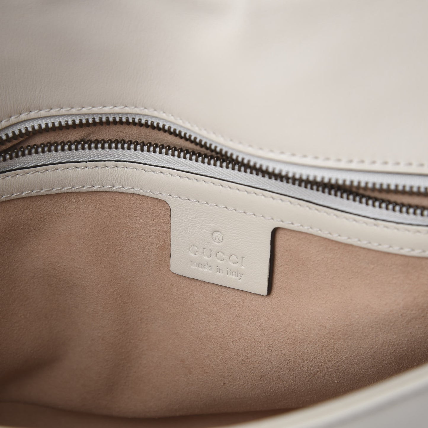 Calfskin Matelasse Small GG Marmont Shoulder Bag White