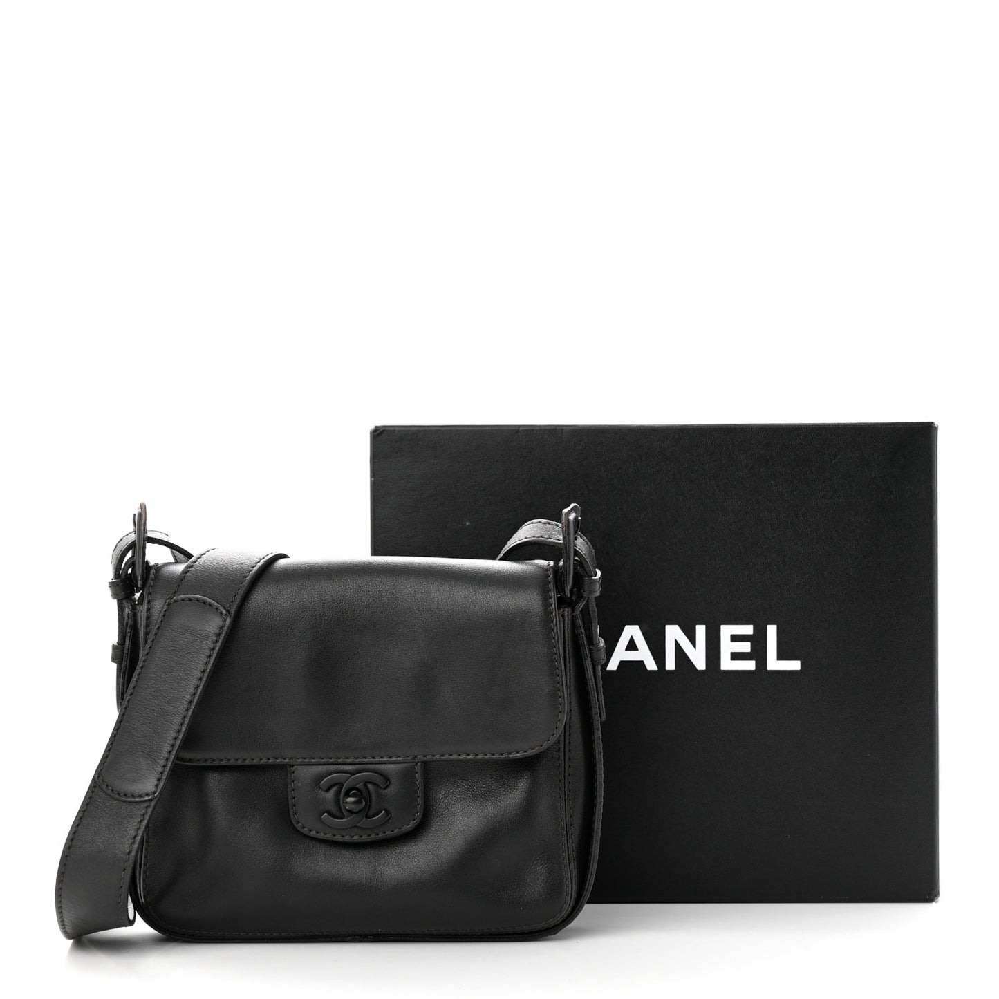 Calfskin Small Messenger So Black