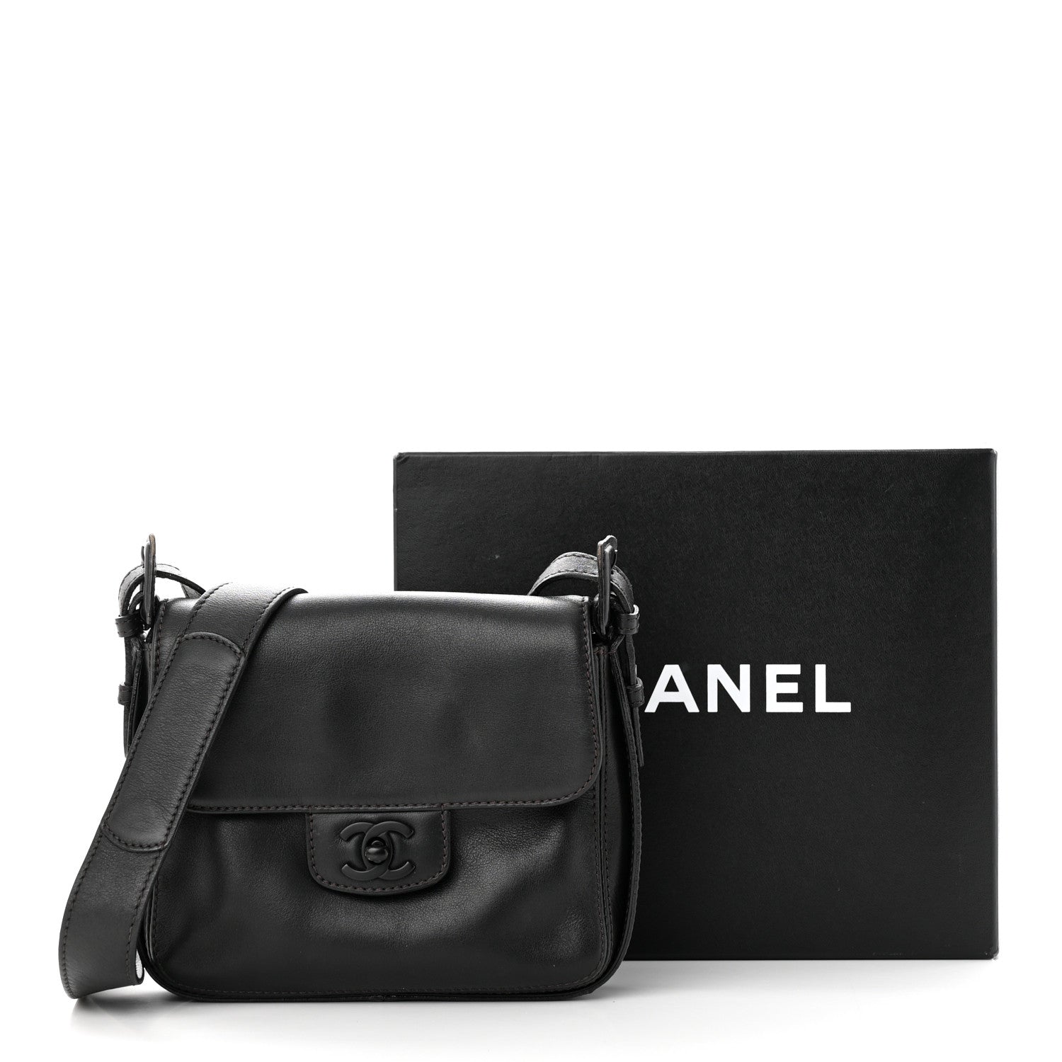 Chanel Calfskin Small Messenger So Black 15 of 15