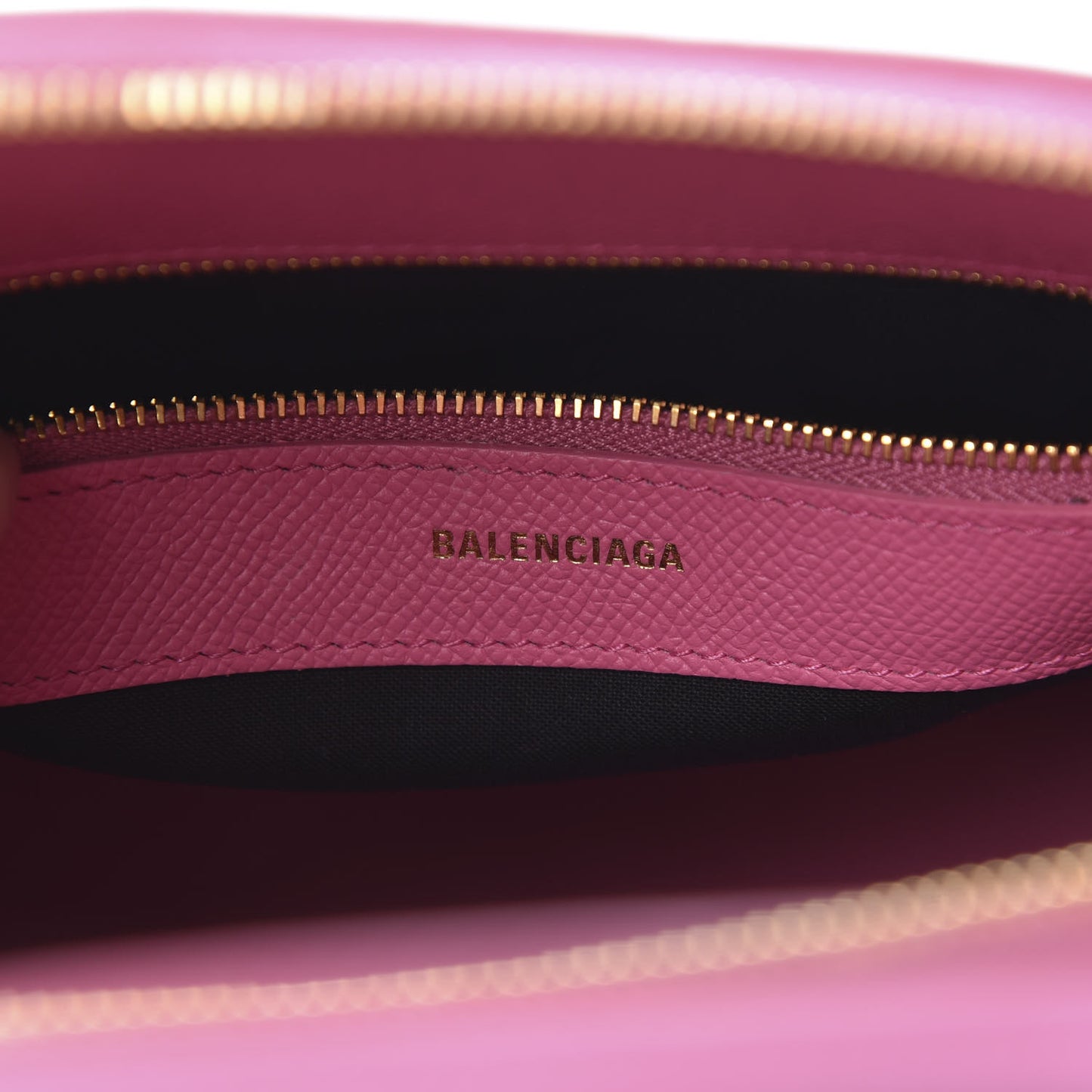 Signature Grained Calfskin S Ville Top Handle Bag Rose Bubblegum Black