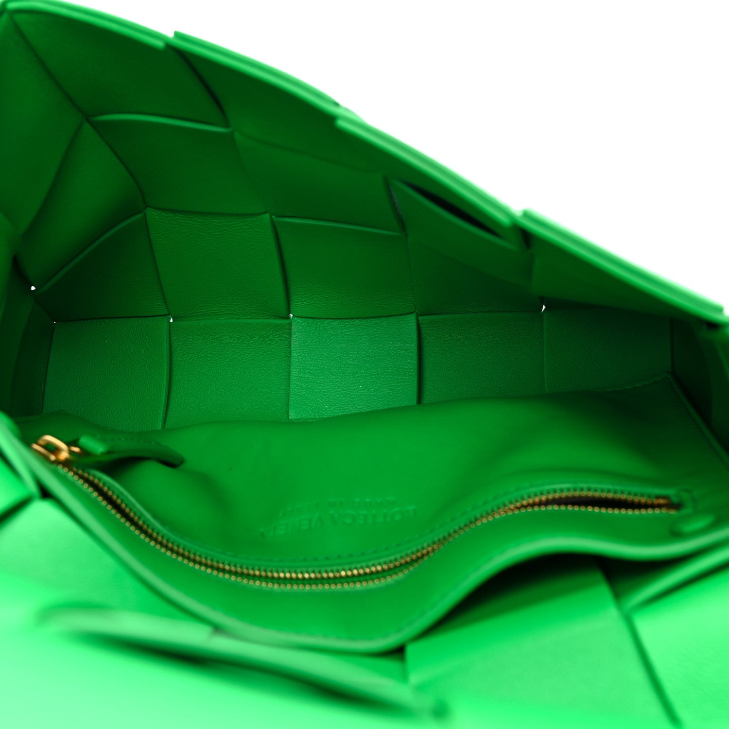 Bottega Veneta Patent Maxi Intrecciato Cassette Crossbody Bag Parakeet 9 of 23