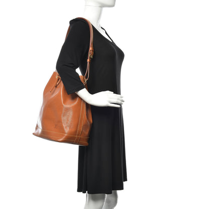 Louis Vuitton Epi Noe Cipango 2 of 10