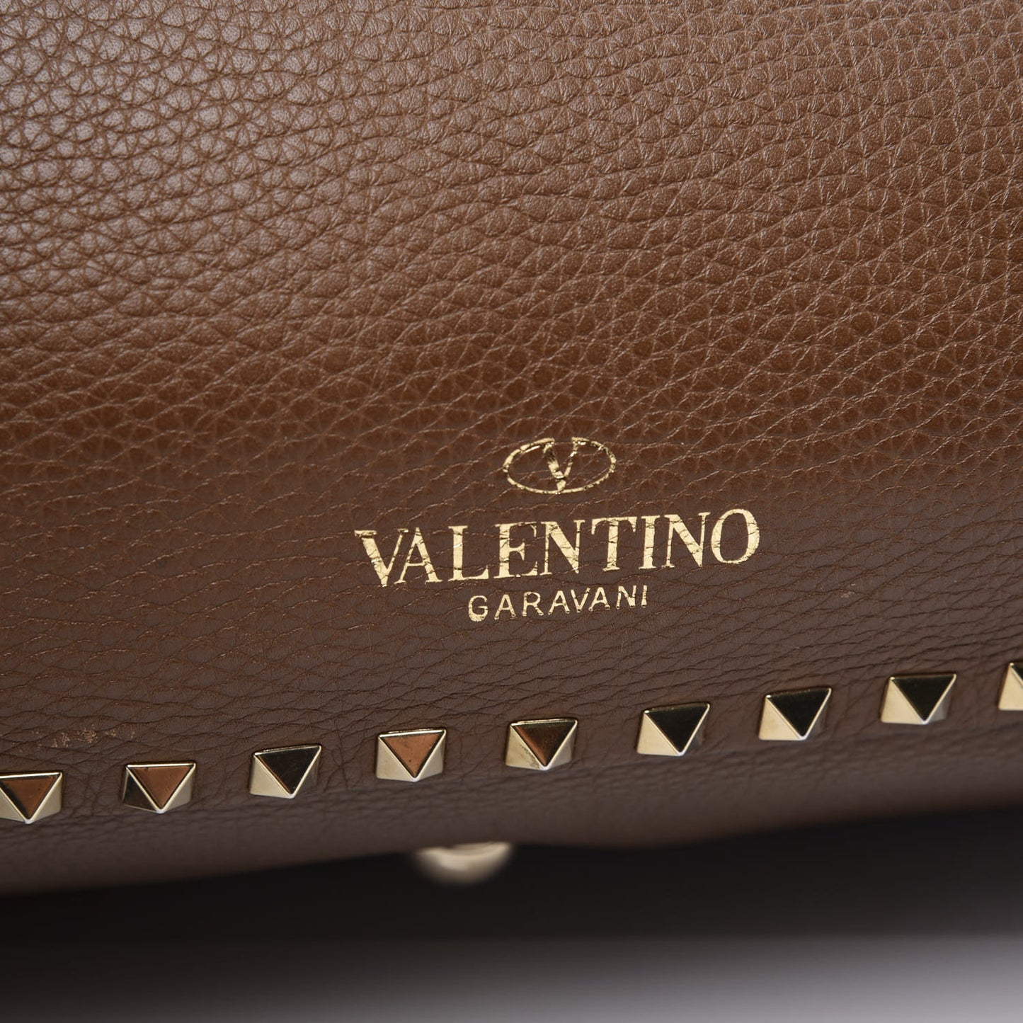 Pebbled Calfskin Medium Rockstud Tote Brown