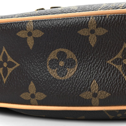 Louis Vuitton Monogram Loop 7 of 8