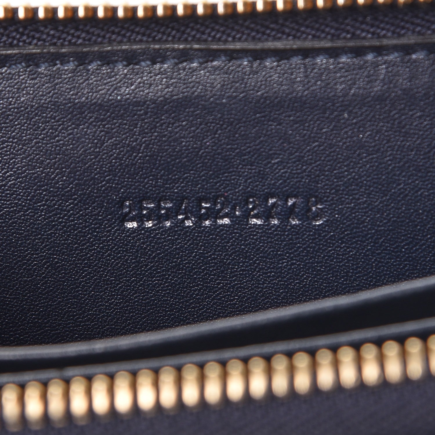 Gucci Microguccissima Zip Around Card Case Navy 7 of 8