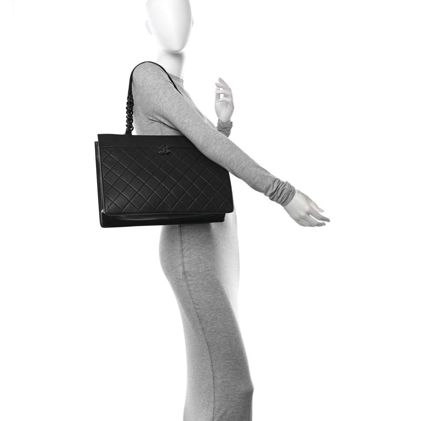 Caviar Quilted My Everything Large Shopping Tote Black