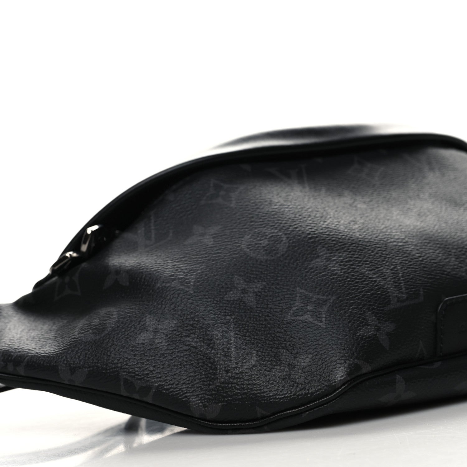 Louis Vuitton Monogram Eclipse Discovery Bumbag 8 of 9