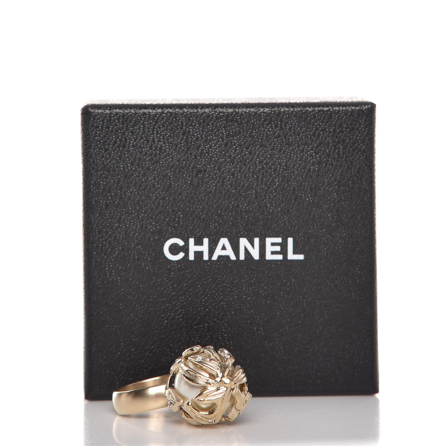 Chanel Metal Crystal CC Ring 6 Gold 7 of 7