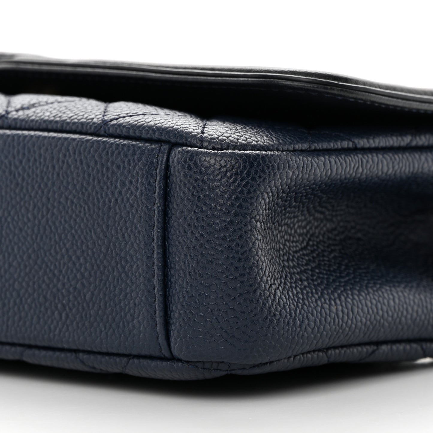 Caviar Quilted Small CC Filigree Flap Navy Black