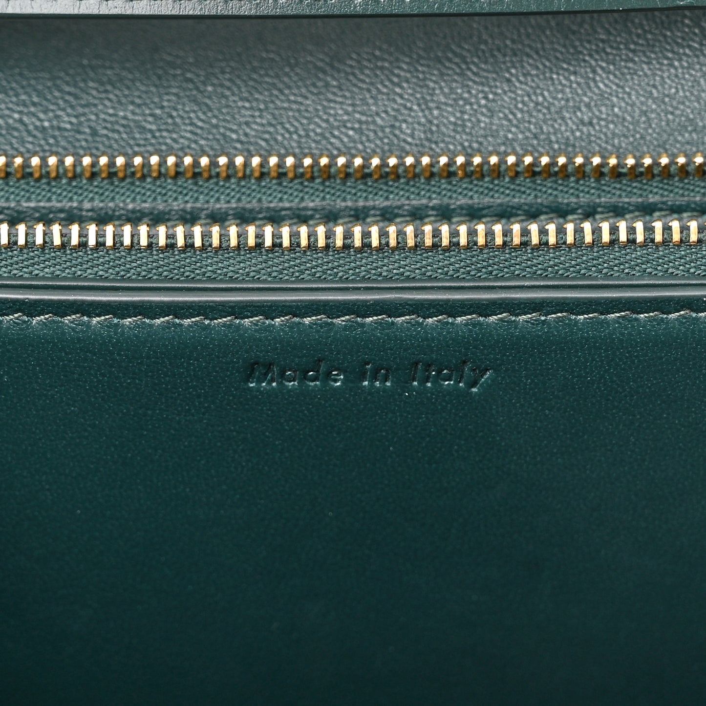 Box Calfskin Medium Classic Box Flap Bag Amazone