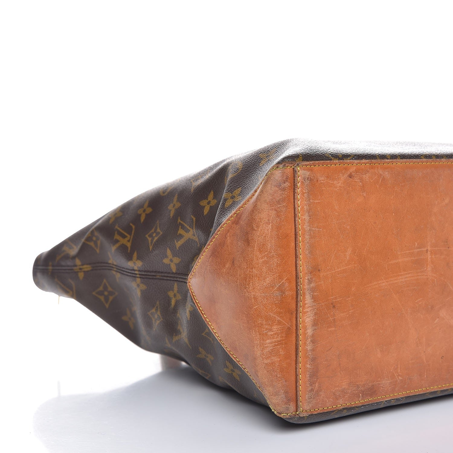 Louis Vuitton Monogram Cabas Mezzo 13 of 15