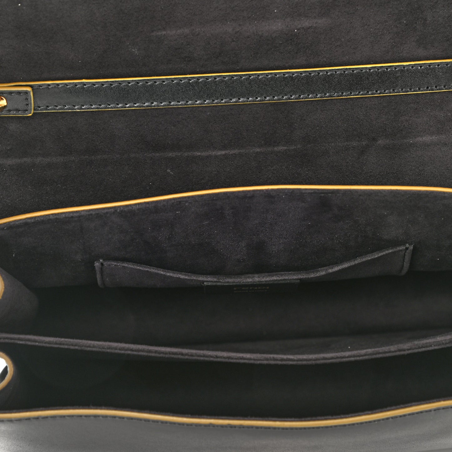 Vitello Liberty Scalloped Studded Kan I Shoulder Bag Black