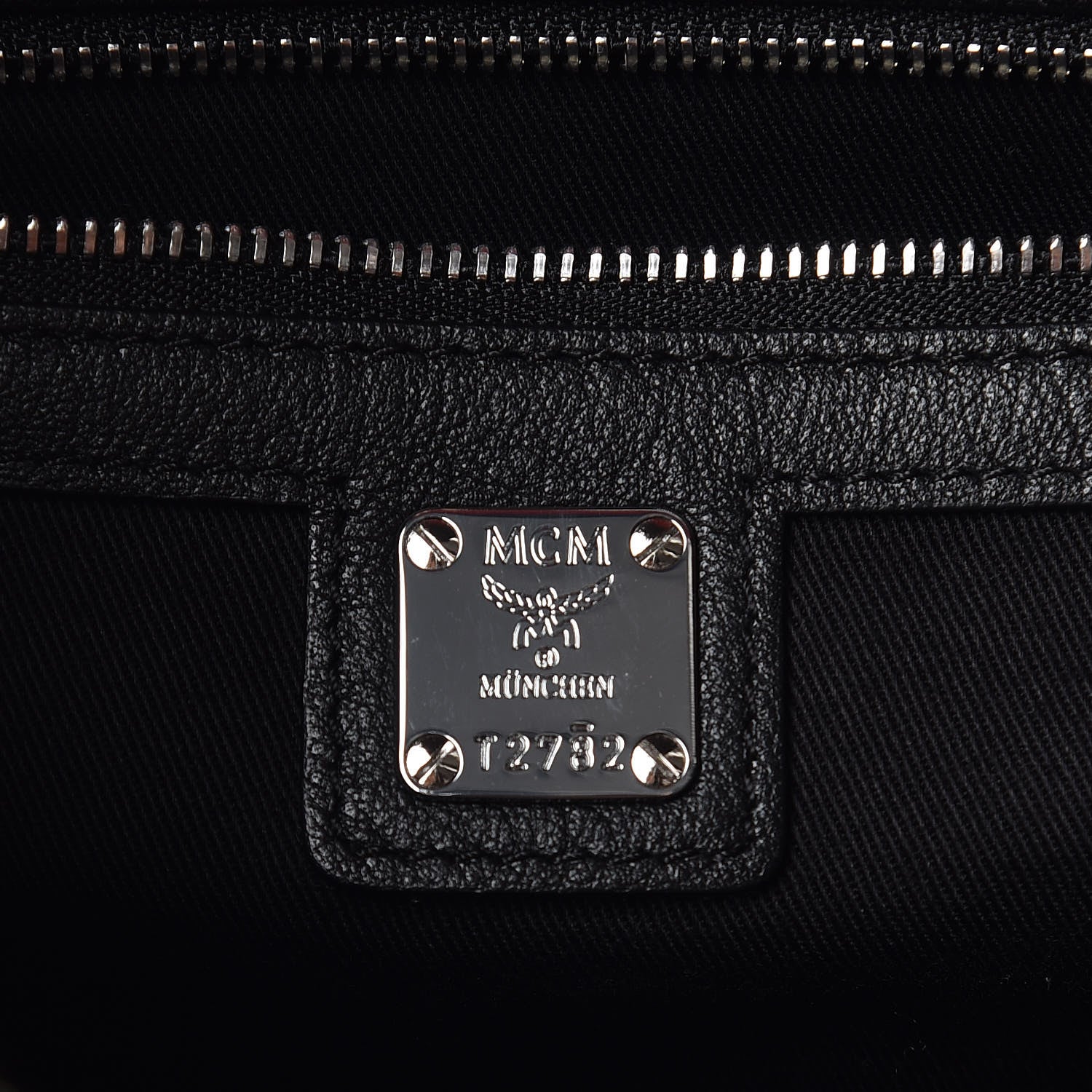 MCM Calfskin Ottomar Large Klara Hobo Black 6 of 11