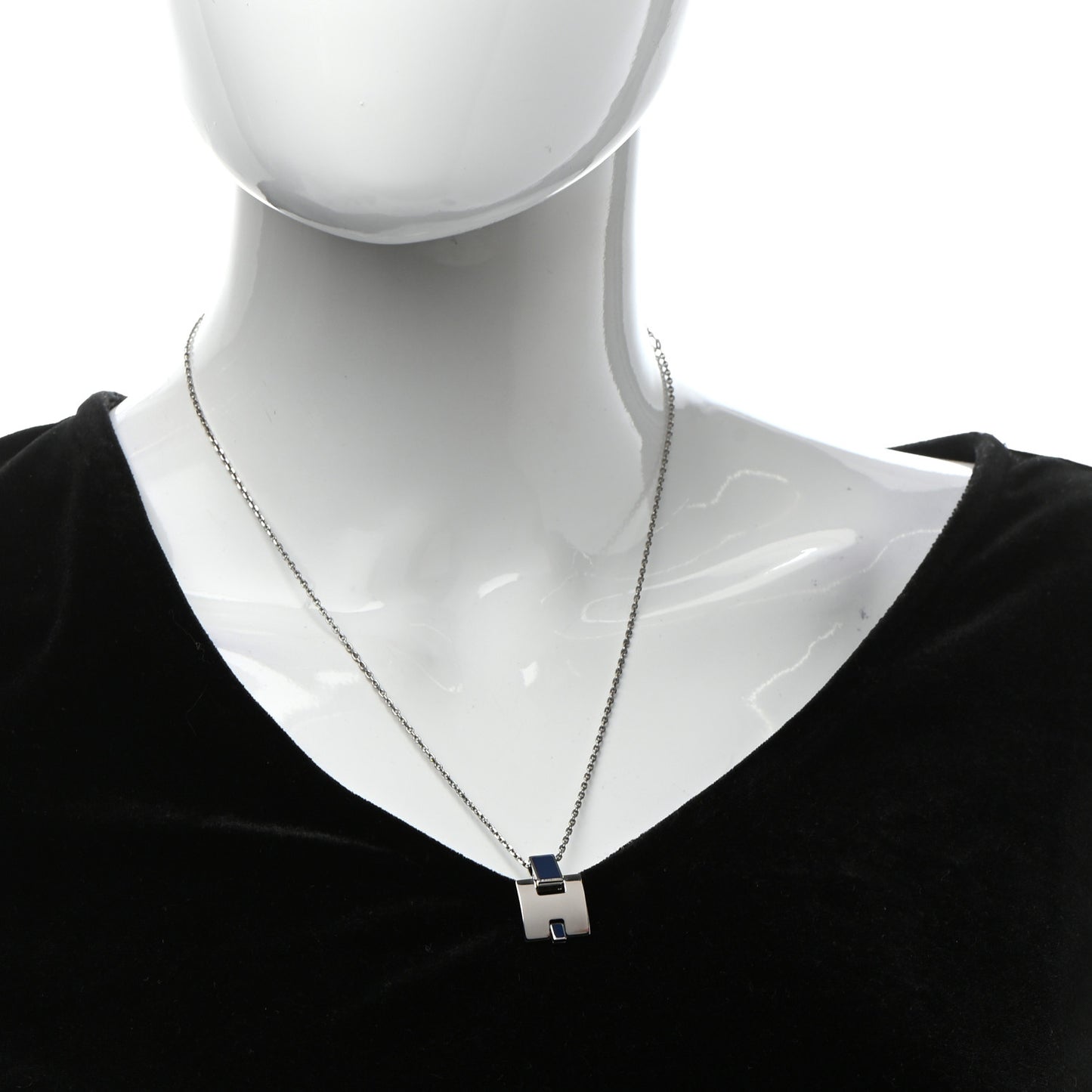 Palladium Lacquered Eileen Pendant Necklace
