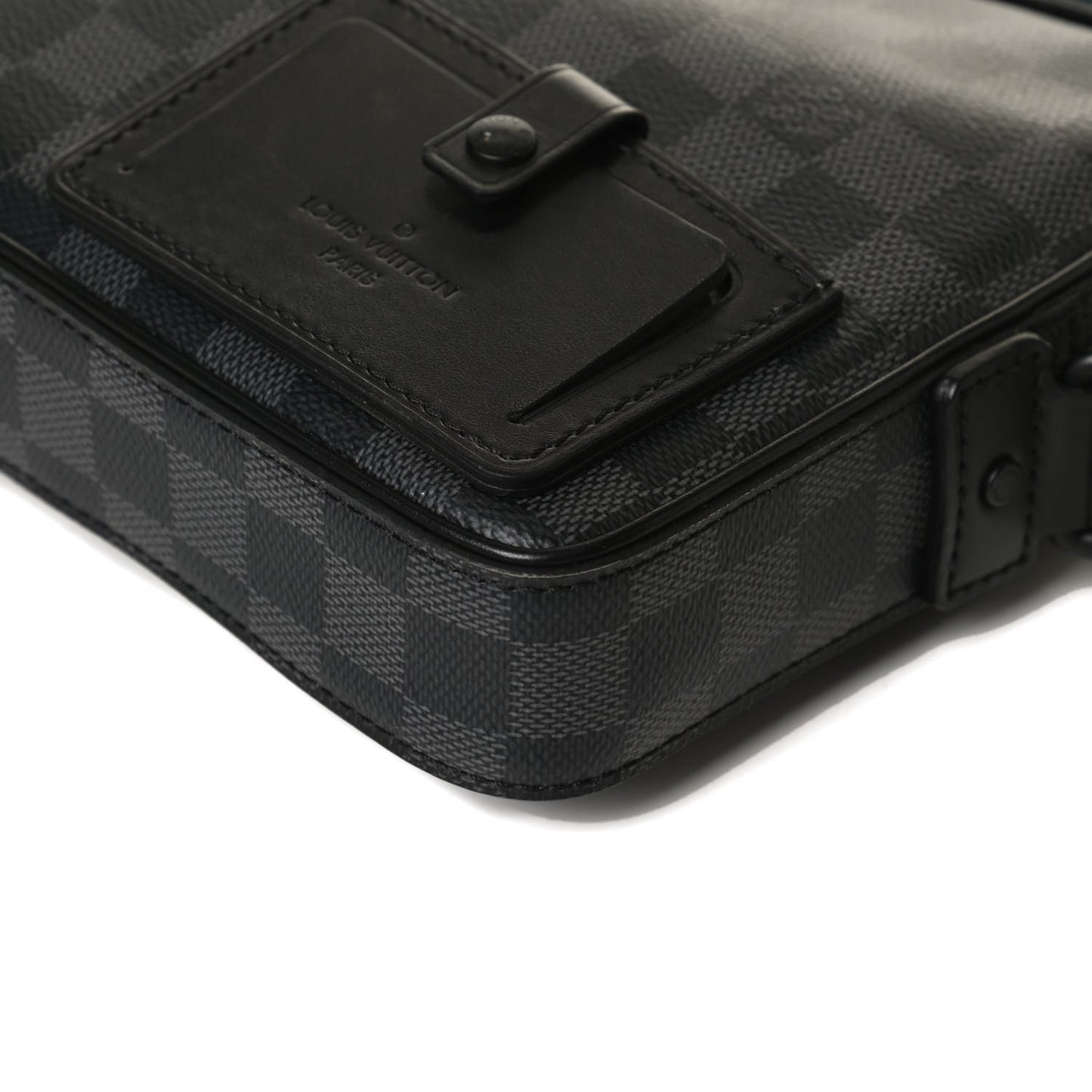 Damier Graphite Alpha Messenger Bag