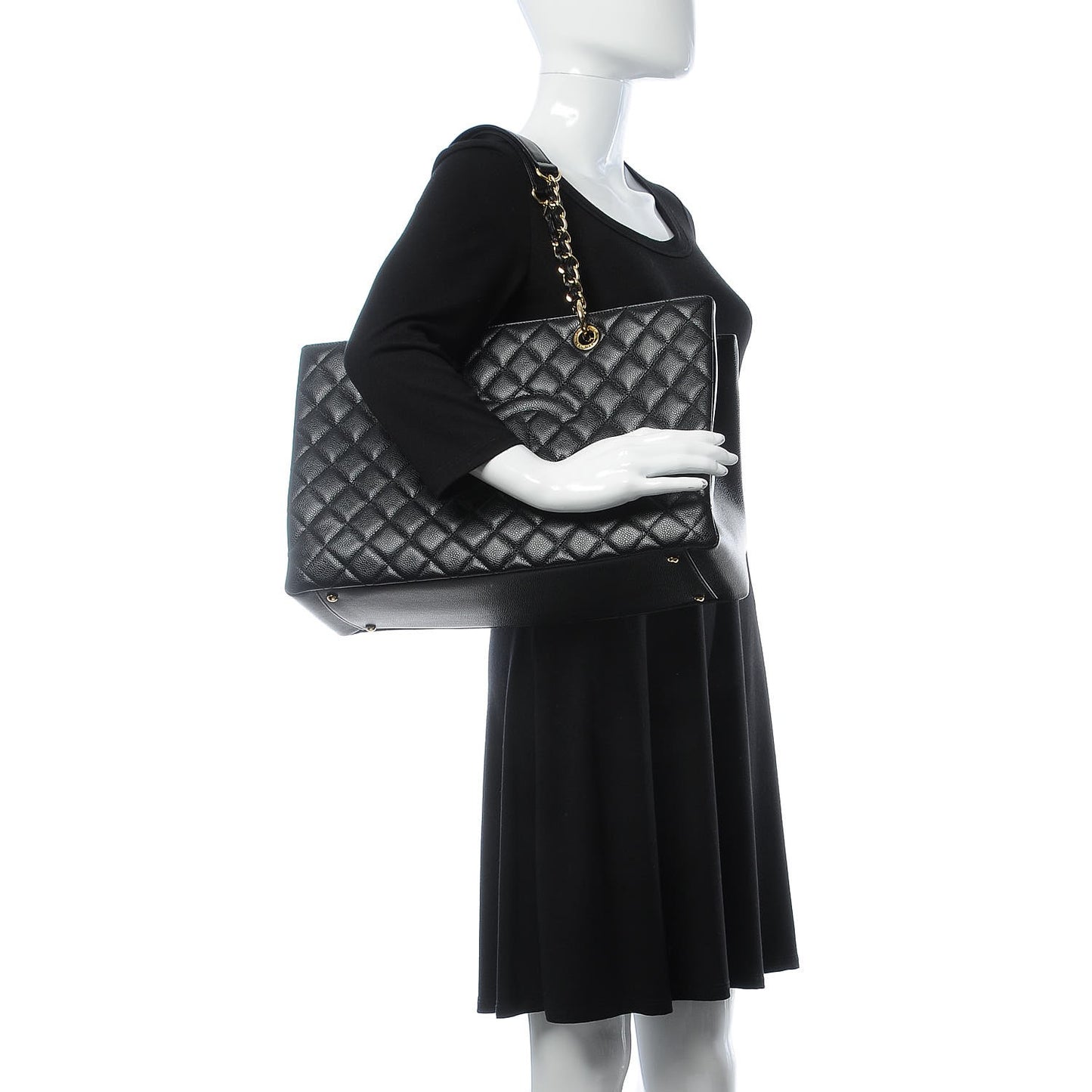Caviar Quilted XL Grand Shopping Tote GST Black