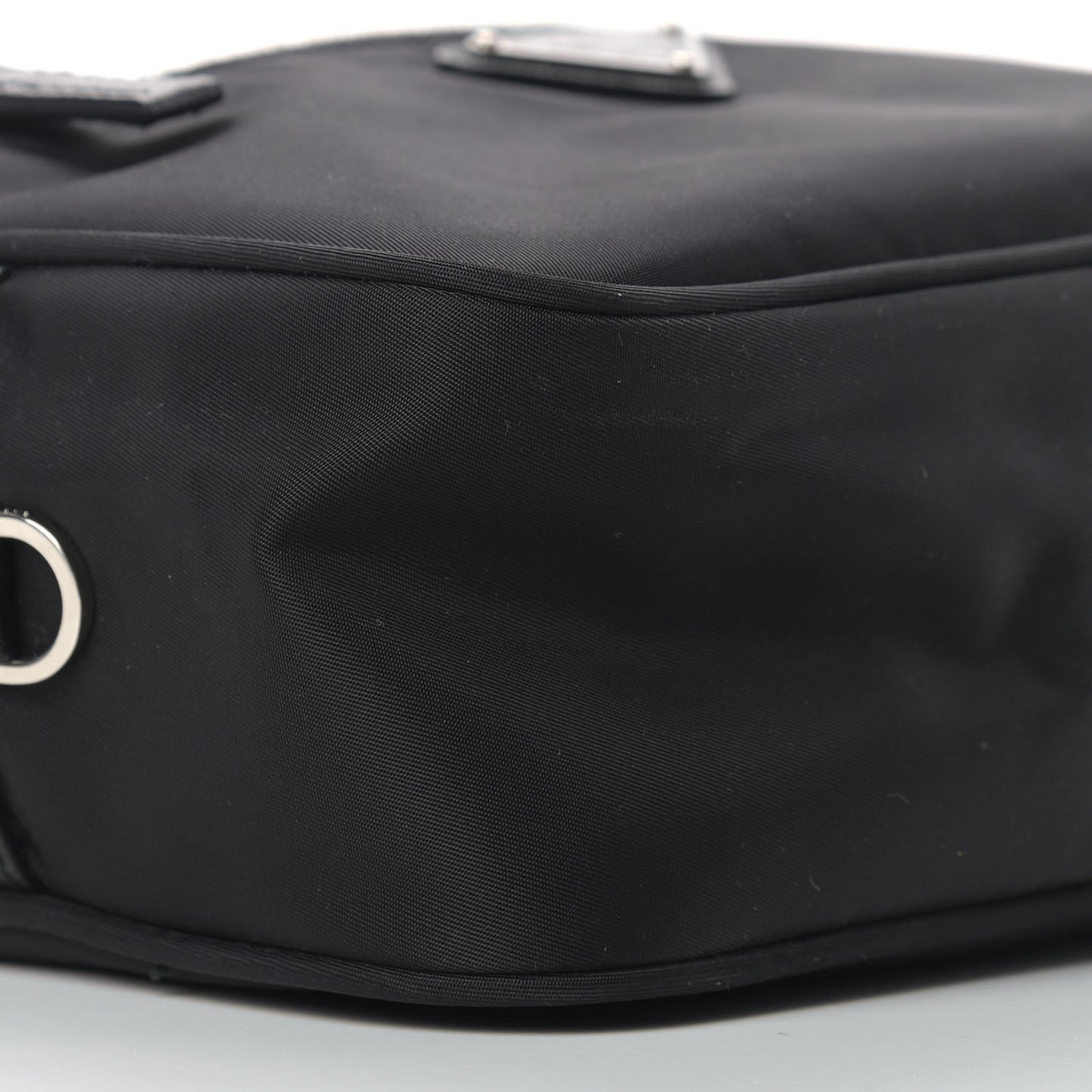 Nylon Tessuto Messenger Bag Black