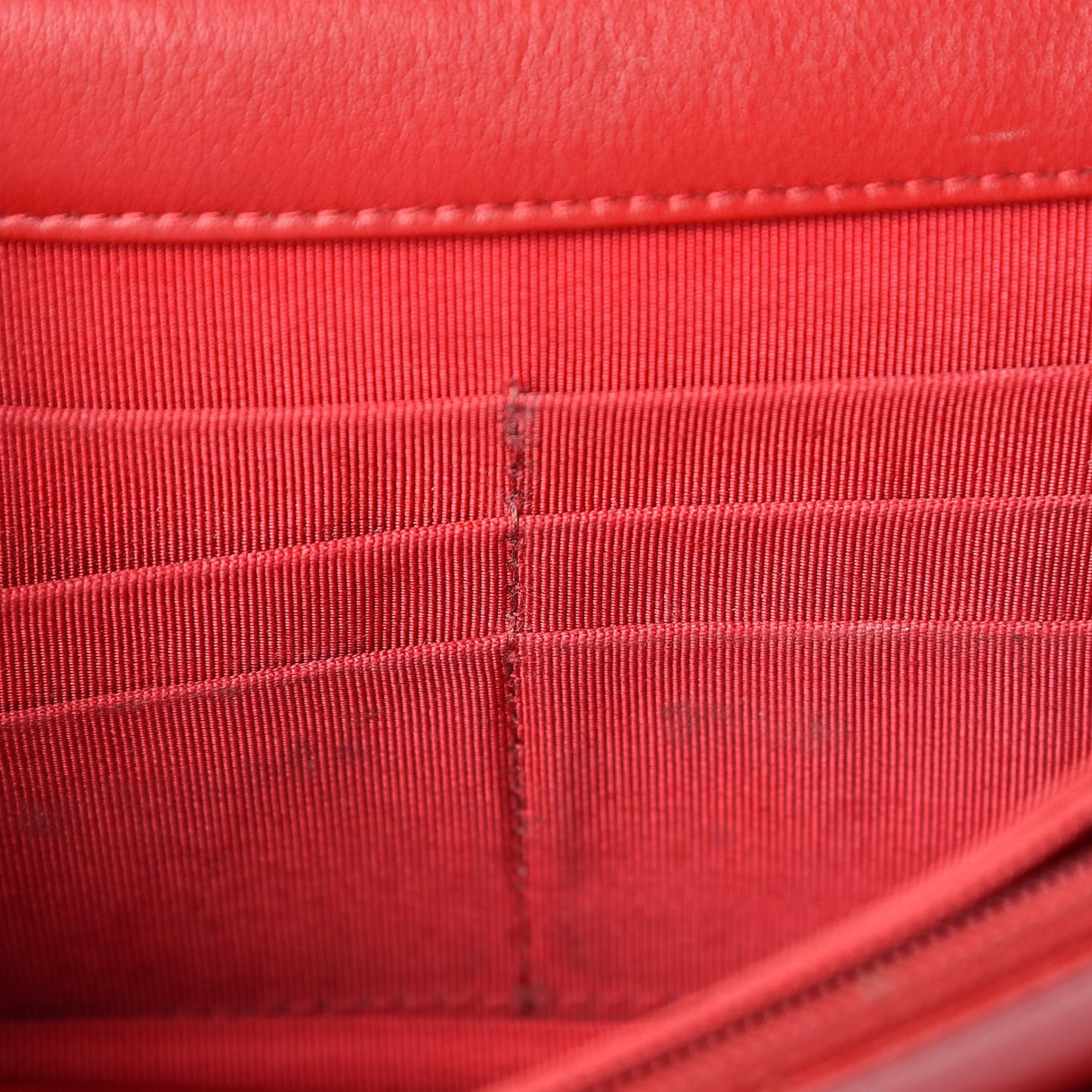 Patent Quilted Wallet On Chain WOC Red