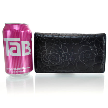 Chanel Lambskin Camellia Yen Wallet Black 2 of 11