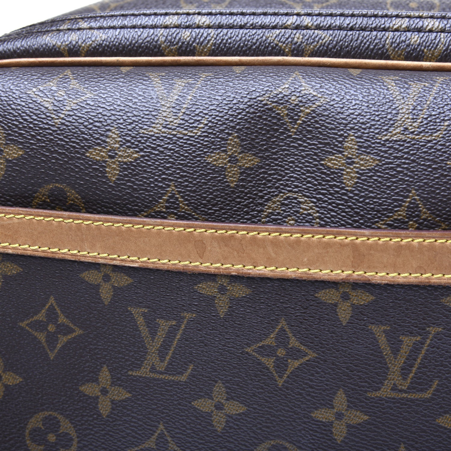 Louis Vuitton Monogram Reporter PM 11 of 17