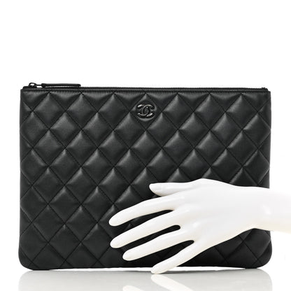 Chanel Pearly Lambskin Quilted Medium Cosmetic Case So Black 2 of 8