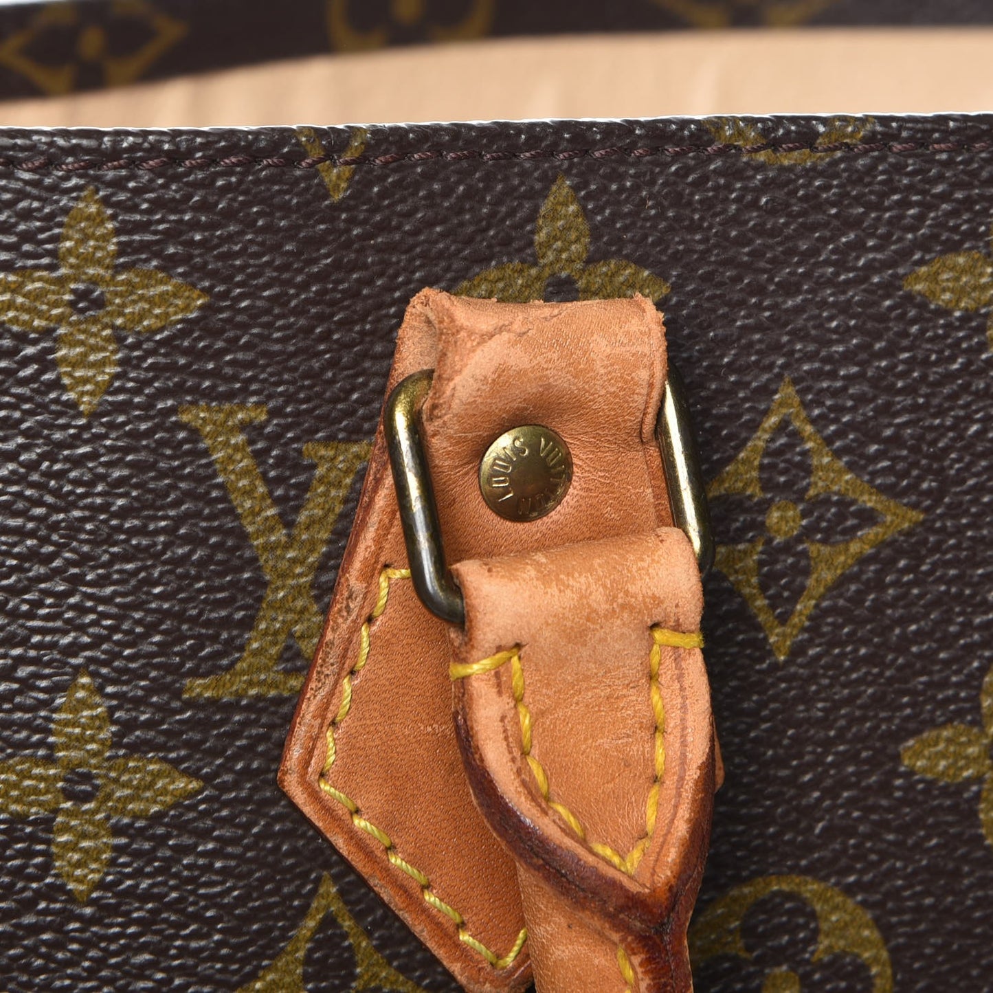 Monogram Sac Plat