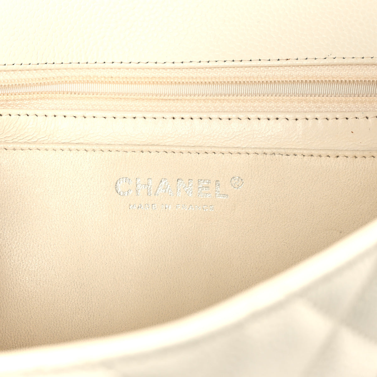 Caviar Quilted Jumbo Single Flap White