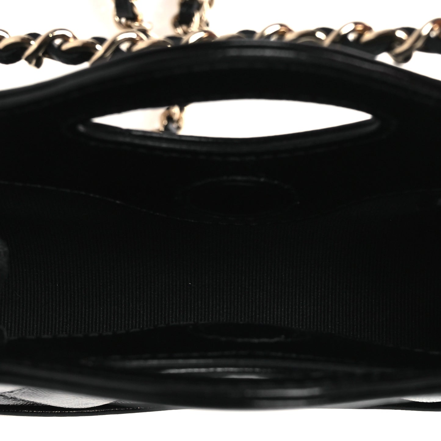 Shiny Lambskin Quilted Micro 31 Clutch With Chain Black