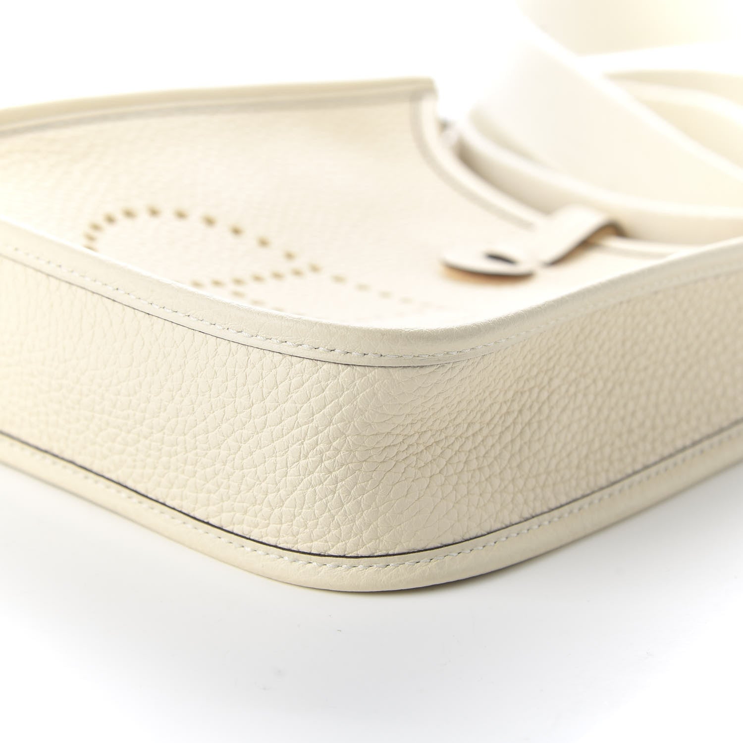 Hermes Taurillon Clemence Amazone Evelyne TPM Nata Craie 7 of 10