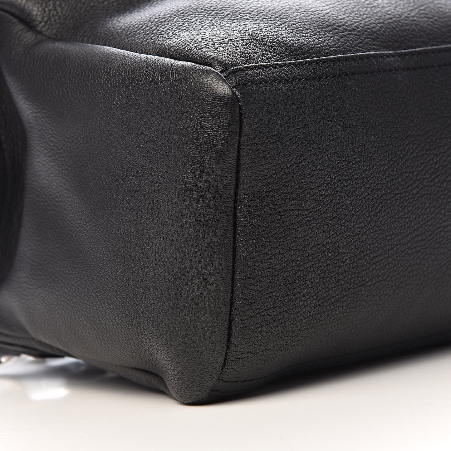 Sugar Goatskin Medium Pandora Black