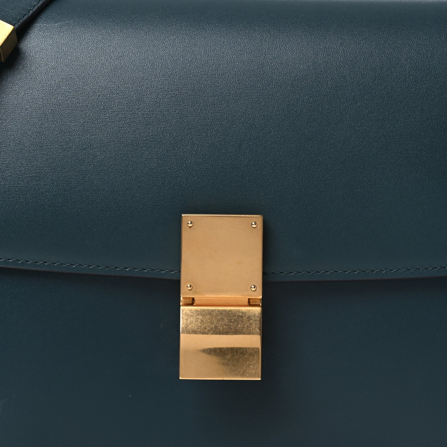 Box Calfskin Medium Classic Box Flap Bag Amazone