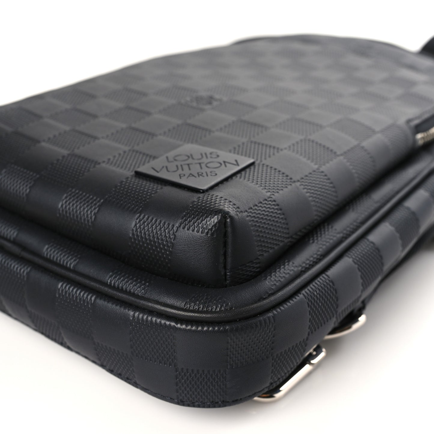 Damier Infini Avenue Sling Bag NM Onyx