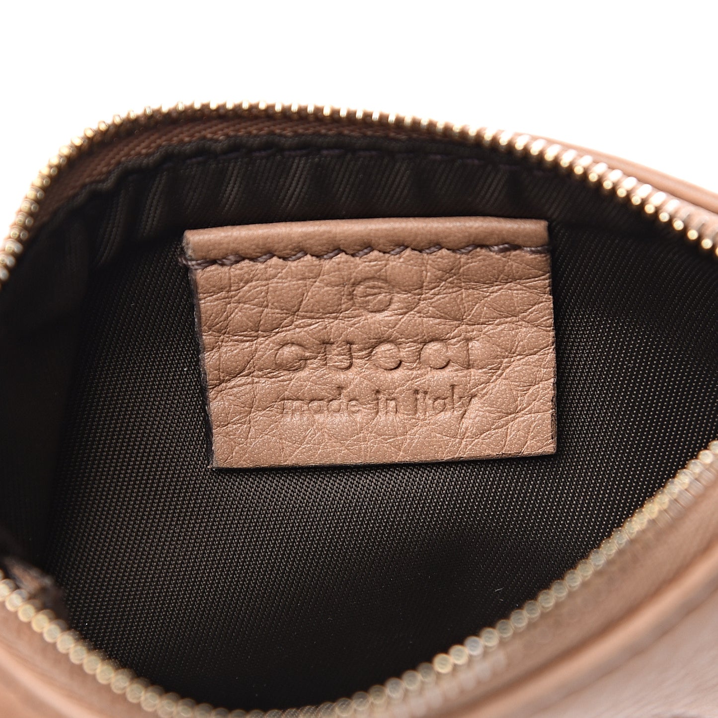 Pebbled Calfskin Soho Key Case Camelia