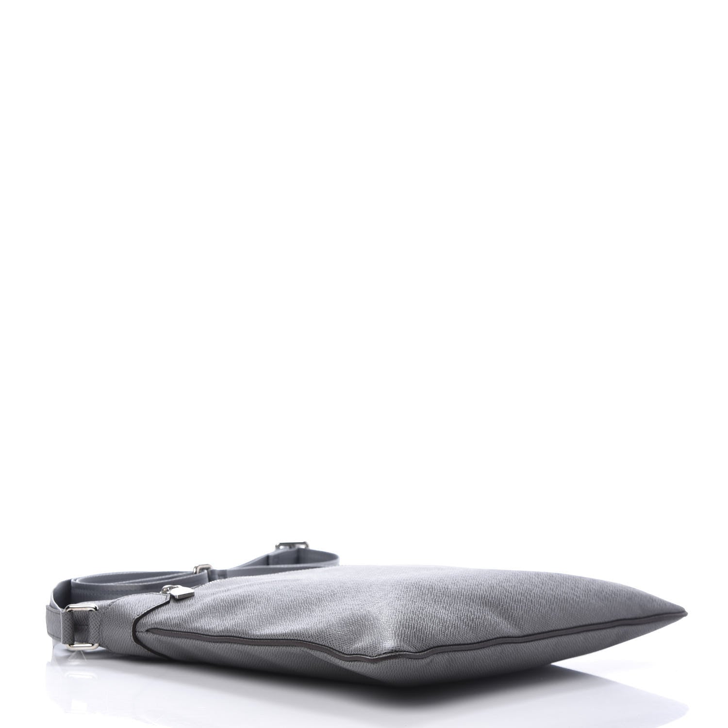 Louis Vuitton Taiga Sasha Messenger Glacier 3 of 11